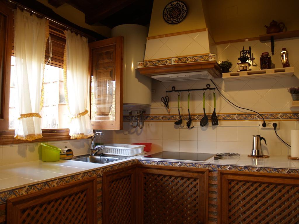 La Casa Del Vado Guest House Hervas Luaran gambar